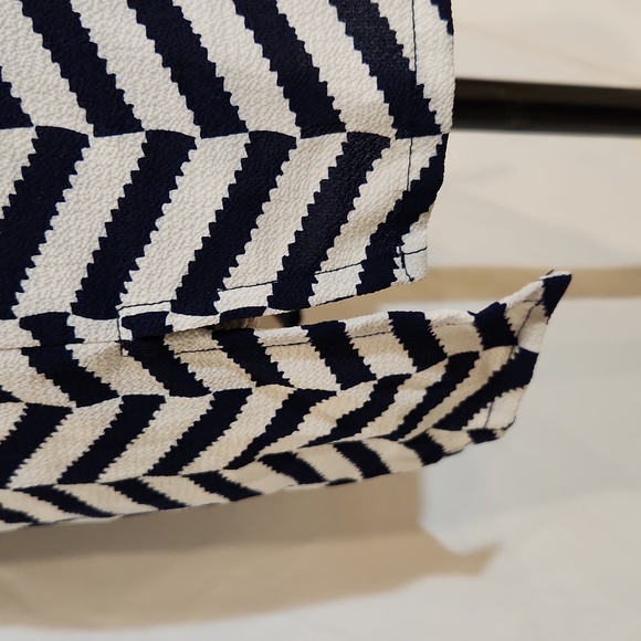 Antilia Femme chevron print cap sleeve top/blouse - Picture 4 of 9